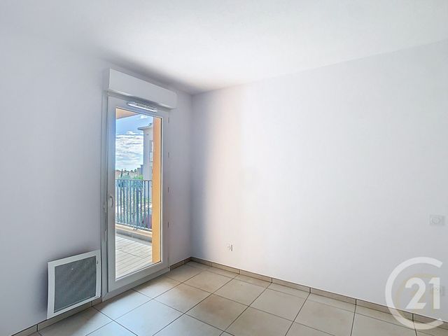 Afficher la photo en grand Appartement F3 à vendre - 3 pièces - 62.55 m2 - POLLESTRES - 66 - LANGUEDOC-ROUSSILLON - Century 21 Terres Catalanes