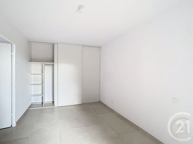 Afficher la photo en grand Appartement F3 à vendre - 3 pièces - 60.49 m2 - POLLESTRES - 66 - LANGUEDOC-ROUSSILLON - Century 21 Terres Catalanes