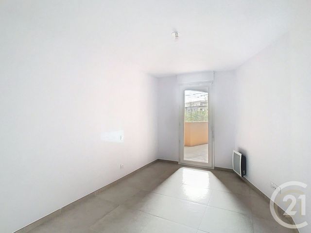 Afficher la photo en grand Appartement F3 à vendre - 3 pièces - 60.49 m2 - POLLESTRES - 66 - LANGUEDOC-ROUSSILLON - Century 21 Terres Catalanes