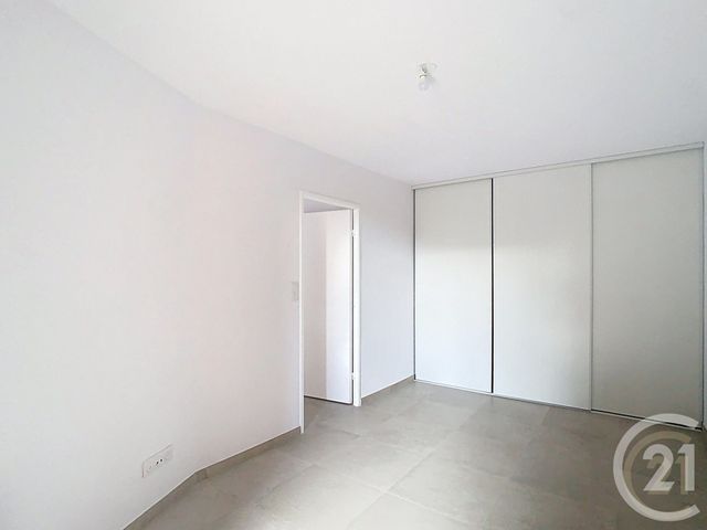 Afficher la photo en grand Appartement F3 à vendre - 3 pièces - 60.49 m2 - POLLESTRES - 66 - LANGUEDOC-ROUSSILLON - Century 21 Terres Catalanes