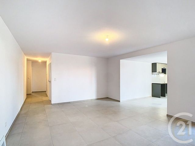 Afficher la photo en grand Appartement F3 à vendre - 3 pièces - 76.62 m2 - POLLESTRES - 66 - LANGUEDOC-ROUSSILLON - Century 21 Terres Catalanes