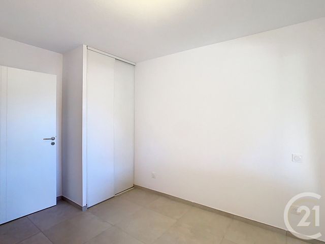 Afficher la photo en grand Appartement F3 à vendre - 3 pièces - 76.62 m2 - POLLESTRES - 66 - LANGUEDOC-ROUSSILLON - Century 21 Terres Catalanes