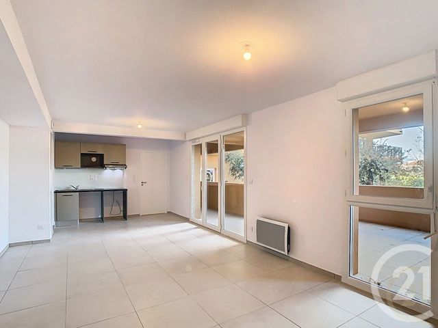 Afficher la photo en grand Appartement F3 à vendre - 3 pièces - 65.45 m2 - POLLESTRES - 66 - LANGUEDOC-ROUSSILLON - Century 21 Terres Catalanes