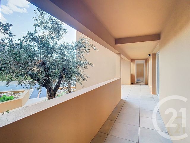 Afficher la photo en grand Appartement F3 à vendre - 3 pièces - 65.45 m2 - POLLESTRES - 66 - LANGUEDOC-ROUSSILLON - Century 21 Terres Catalanes
