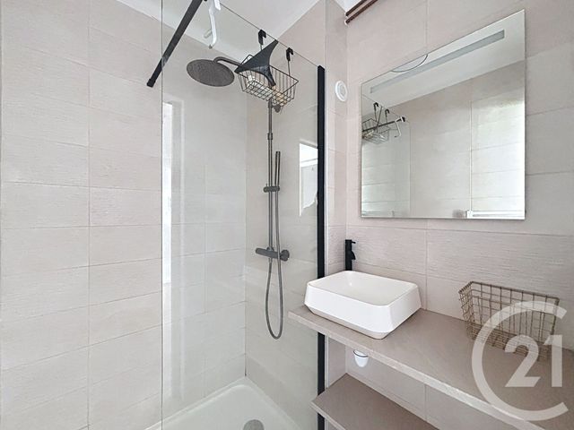 Appartement F3 à louer - 3 pièces - 54.83 m2 - PERPIGNAN - 66 - LANGUEDOC-ROUSSILLON - Century 21 Terres Catalanes