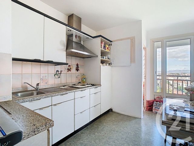 Afficher la photo en grand Appartement T3 à vendre - 3 pièces - 84.95 m2 - PERPIGNAN - 66 - LANGUEDOC-ROUSSILLON - Century 21 Terres Catalanes