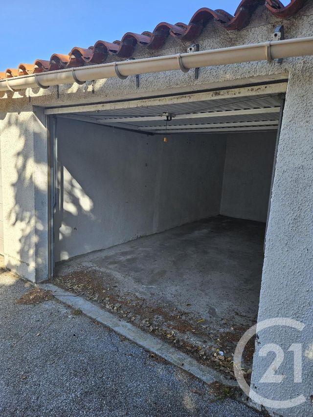 parking à louer - 16.5 m2 - PERPIGNAN - 66 - LANGUEDOC-ROUSSILLON - Century 21 Terres Catalanes
