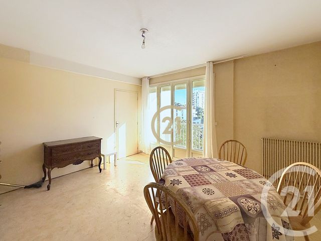 Appartement F5 à vendre - 5 pièces - 99.22 m2 - PERPIGNAN - 66 - LANGUEDOC-ROUSSILLON - Century 21 Terres Catalanes