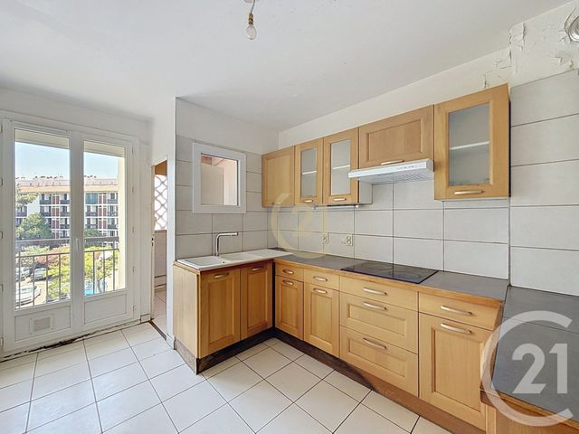 Appartement F5 à vendre - 5 pièces - 99.22 m2 - PERPIGNAN - 66 - LANGUEDOC-ROUSSILLON - Century 21 Terres Catalanes