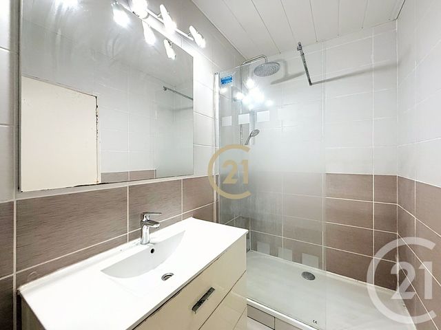 Appartement F5 à vendre - 5 pièces - 99.22 m2 - PERPIGNAN - 66 - LANGUEDOC-ROUSSILLON - Century 21 Terres Catalanes