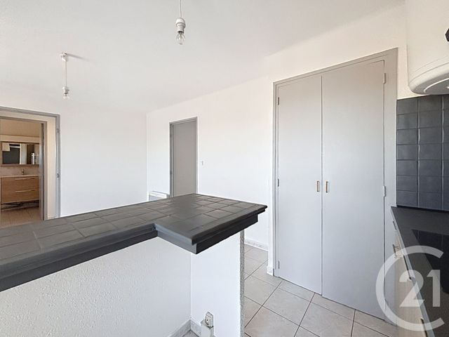 Appartement F2 à louer - 2 pièces - 37.55 m2 - PERPIGNAN - 66 - LANGUEDOC-ROUSSILLON - Century 21 Terres Catalanes