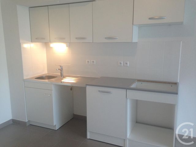 Appartement F3 à louer - 3 pièces - 59.86 m2 - PERPIGNAN - 66 - LANGUEDOC-ROUSSILLON - Century 21 Terres Catalanes