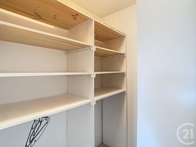 Appartement T2 à louer - 2 pièces - 53.32 m2 - PERPIGNAN - 66 - LANGUEDOC-ROUSSILLON - Century 21 Terres Catalanes