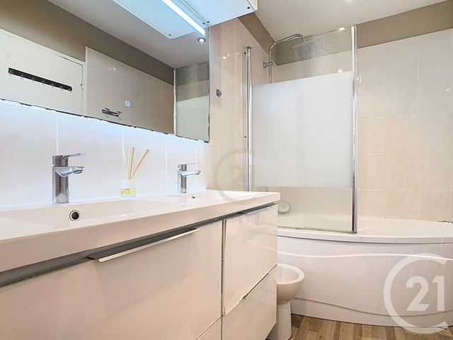 Appartement F4 à vendre - 4 pièces - 97.88 m2 - PERPIGNAN - 66 - LANGUEDOC-ROUSSILLON - Century 21 Terres Catalanes