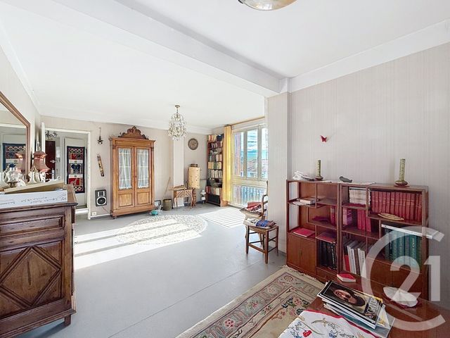 Appartement F3 à vendre - 3 pièces - 75.42 m2 - PERPIGNAN - 66 - LANGUEDOC-ROUSSILLON - Century 21 Terres Catalanes