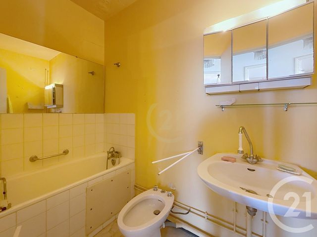 Appartement F3 à vendre - 3 pièces - 75.42 m2 - PERPIGNAN - 66 - LANGUEDOC-ROUSSILLON - Century 21 Terres Catalanes
