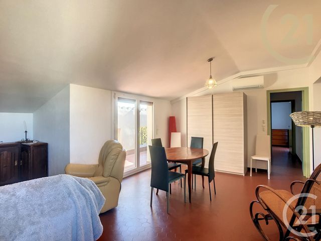 Appartement F4 à louer - 4 pièces - 72.0 m2 - THUIR - 66 - LANGUEDOC-ROUSSILLON - Century 21 Terres Catalanes