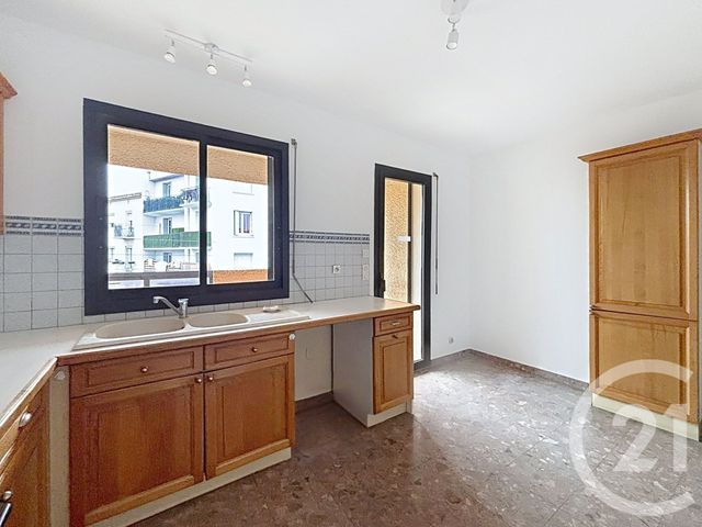 Appartement T4 à louer - 4 pièces - 102.56 m2 - PERPIGNAN - 66 - LANGUEDOC-ROUSSILLON - Century 21 Terres Catalanes