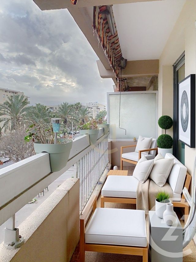 Appartement F4 à vendre - 4 pièces - 78.4 m2 - PERPIGNAN - 66 - LANGUEDOC-ROUSSILLON - Century 21 Terres Catalanes