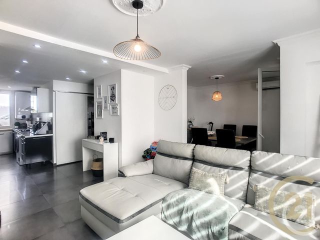 Appartement F5 à vendre - 5 pièces - 82.9 m2 - 66 - LANGUEDOC-ROUSSILLON - Century 21 Terres Catalanes