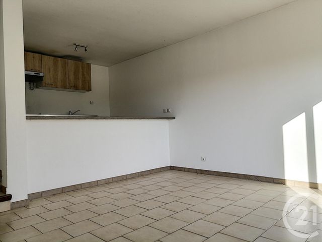 Appartement F3 à louer - 3 pièces - 69.93 m2 - PERPIGNAN - 66 - LANGUEDOC-ROUSSILLON - Century 21 Terres Catalanes