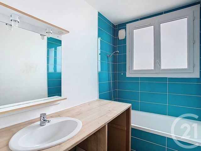 Appartement F3 à louer - 3 pièces - 59.81 m2 - PERPIGNAN - 66 - LANGUEDOC-ROUSSILLON - Century 21 Terres Catalanes