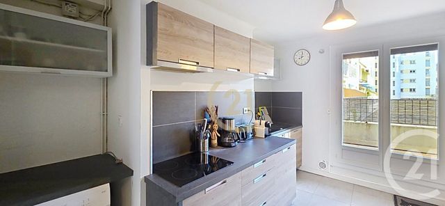 Appartement F3 à vendre - 3 pièces - 72.8 m2 - PERPIGNAN - 66 - LANGUEDOC-ROUSSILLON - Century 21 Terres Catalanes