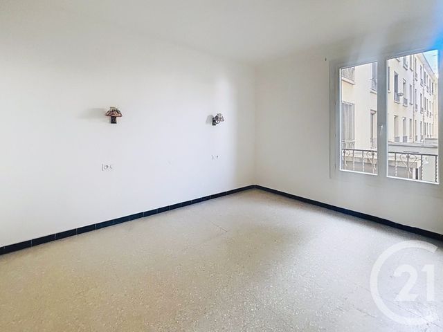 Appartement F3 à louer - 3 pièces - 62.85 m2 - PERPIGNAN - 66 - LANGUEDOC-ROUSSILLON - Century 21 Terres Catalanes