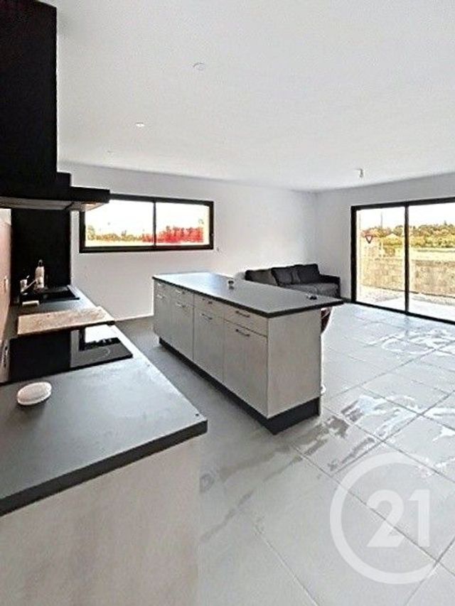 maison à louer - 4 pièces - 86.0 m2 - THUIR - 66 - LANGUEDOC-ROUSSILLON - Century 21 Terres Catalanes