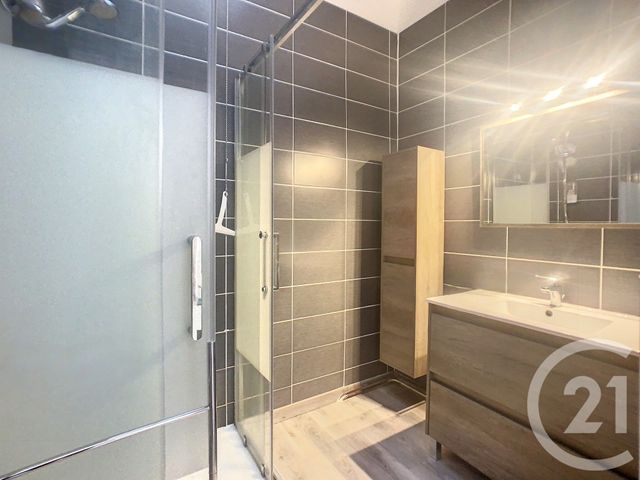 Appartement F3 à louer - 3 pièces - 69.03 m2 - PERPIGNAN - 66 - LANGUEDOC-ROUSSILLON - Century 21 Terres Catalanes