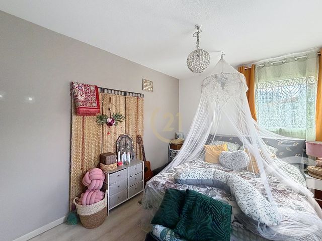 Appartement F4 à vendre - 4 pièces - 84.8 m2 - PERPIGNAN - 66 - LANGUEDOC-ROUSSILLON - Century 21 Terres Catalanes