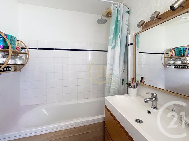 Appartement F4 à vendre - 4 pièces - 84.8 m2 - PERPIGNAN - 66 - LANGUEDOC-ROUSSILLON - Century 21 Terres Catalanes