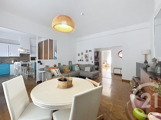 Appartement F5 à vendre - 5 pièces - 117.9 m2 - PERPIGNAN - 66 - LANGUEDOC-ROUSSILLON - Century 21 Terres Catalanes