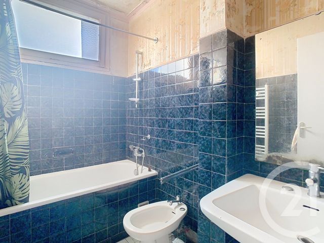 Appartement F4 à vendre - 4 pièces - 83.15 m2 - PERPIGNAN - 66 - LANGUEDOC-ROUSSILLON - Century 21 Terres Catalanes