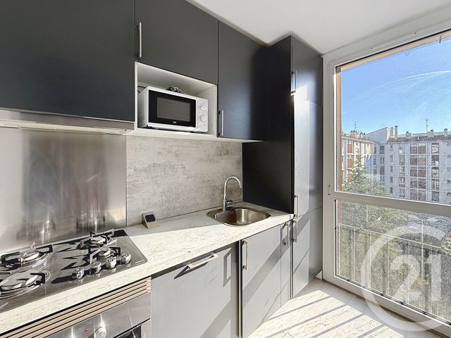 Appartement T5 à louer - 5 pièces - 82.74 m2 - PERPIGNAN - 66 - LANGUEDOC-ROUSSILLON - Century 21 Terres Catalanes