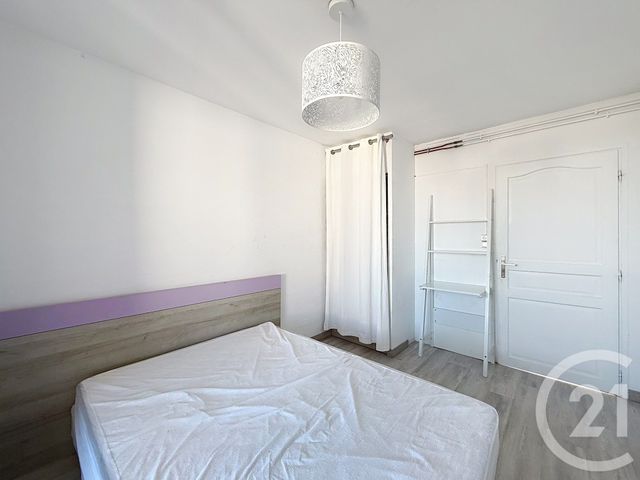 Appartement T5 à louer - 5 pièces - 82.74 m2 - PERPIGNAN - 66 - LANGUEDOC-ROUSSILLON - Century 21 Terres Catalanes