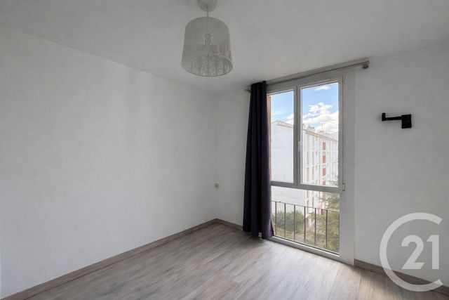 Appartement T5 à louer - 5 pièces - 82.74 m2 - PERPIGNAN - 66 - LANGUEDOC-ROUSSILLON - Century 21 Terres Catalanes