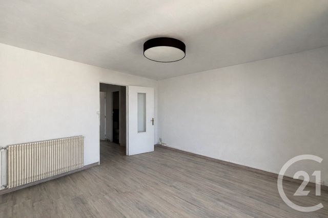 Appartement T5 à louer - 5 pièces - 82.74 m2 - PERPIGNAN - 66 - LANGUEDOC-ROUSSILLON - Century 21 Terres Catalanes