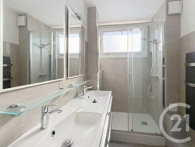 Appartement T5 à louer - 5 pièces - 82.74 m2 - PERPIGNAN - 66 - LANGUEDOC-ROUSSILLON - Century 21 Terres Catalanes