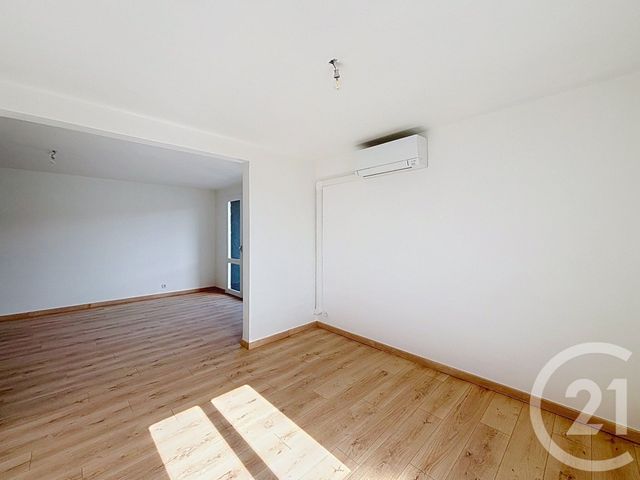 Appartement T3 à louer - 3 pièces - 77.52 m2 - PERPIGNAN - 66 - LANGUEDOC-ROUSSILLON - Century 21 Terres Catalanes