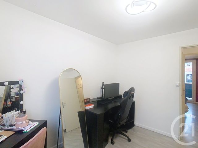 Appartement F3 à vendre - 3 pièces - 69.8 m2 - PERPIGNAN - 66 - LANGUEDOC-ROUSSILLON - Century 21 Terres Catalanes