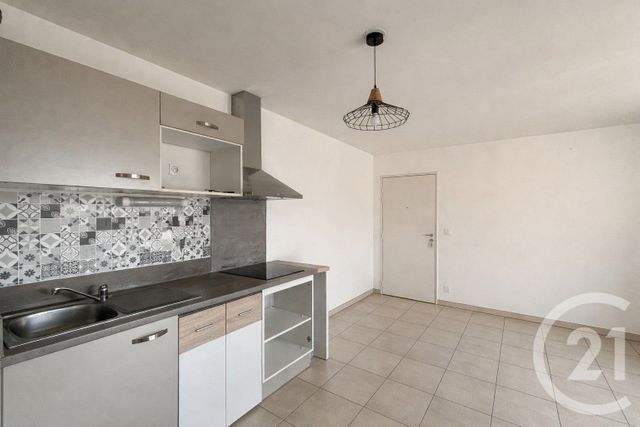 Appartement T2 à louer - 2 pièces - 42.17 m2 - PERPIGNAN - 66 - LANGUEDOC-ROUSSILLON - Century 21 Terres Catalanes