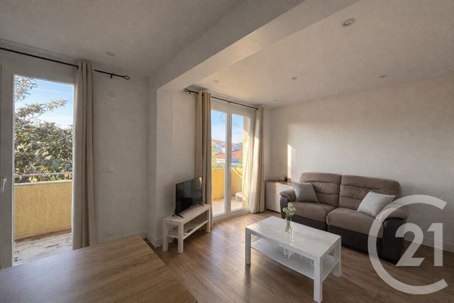 Appartement T2 à louer - 2 pièces - 32.93 m2 - LE BOULOU - 66 - LANGUEDOC-ROUSSILLON - Century 21 Terres Catalanes