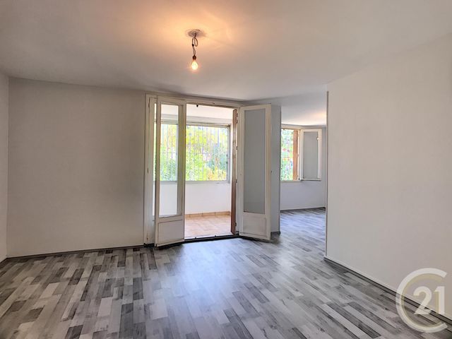 Appartement F3 à louer - 3 pièces - 69.45 m2 - PERPIGNAN - 66 - LANGUEDOC-ROUSSILLON - Century 21 Terres Catalanes