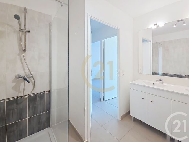 Appartement F3 à vendre - 3 pièces - 58.4 m2 - PERPIGNAN - 66 - LANGUEDOC-ROUSSILLON - Century 21 Terres Catalanes