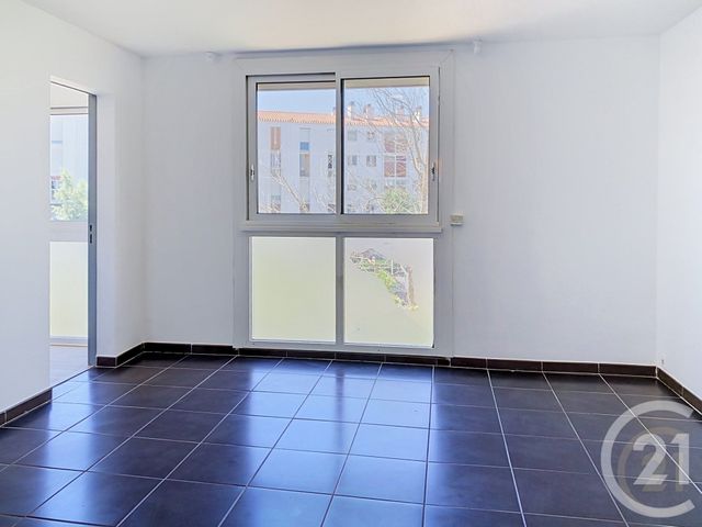 Appartement F3 à vendre - 3 pièces - 59.63 m2 - PERPIGNAN - 66 - LANGUEDOC-ROUSSILLON - Century 21 Terres Catalanes