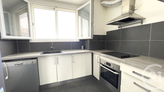 Appartement F3 à louer - 3 pièces - 70.0 m2 - PERPIGNAN - 66 - LANGUEDOC-ROUSSILLON - Century 21 Terres Catalanes