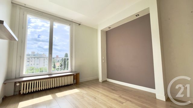 Appartement F3 à louer - 3 pièces - 70.0 m2 - PERPIGNAN - 66 - LANGUEDOC-ROUSSILLON - Century 21 Terres Catalanes