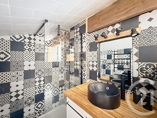 Appartement F2 à louer - 2 pièces - 50.09 m2 - PERPIGNAN - 66 - LANGUEDOC-ROUSSILLON - Century 21 Terres Catalanes