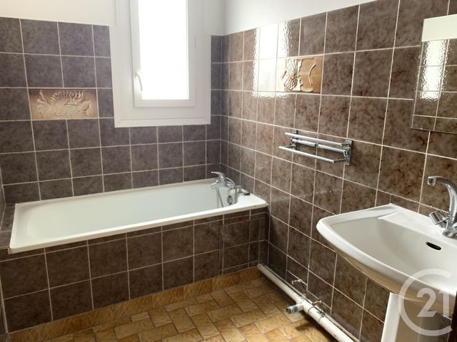 Appartement F3 à louer - 3 pièces - 69.23 m2 - PERPIGNAN - 66 - LANGUEDOC-ROUSSILLON - Century 21 Terres Catalanes